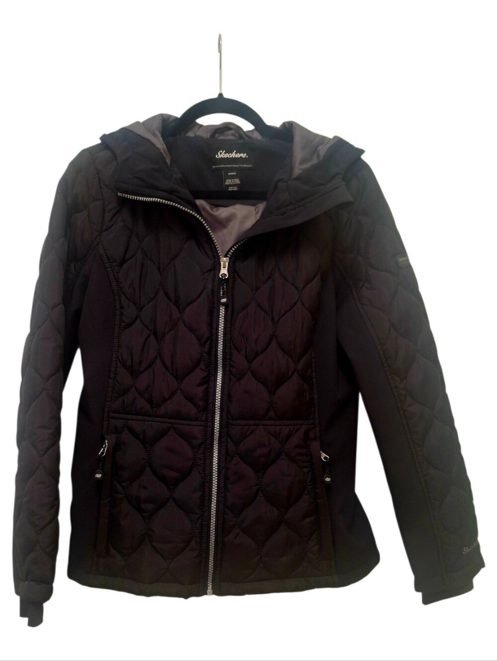 Skechers Women's Diamond Quilted Puffer Black Jacket Hooded Size: Medium
